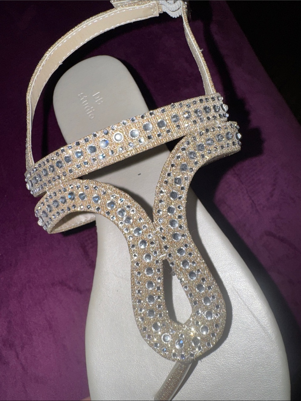 David’s Bridal DB Studio Rhinestone T-Strap Champagne Flat Sandals Ankle Strap 7 - Picture 2 of 12